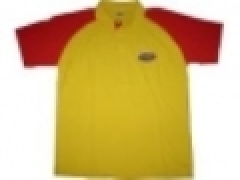 JACKE / T-SHIRT